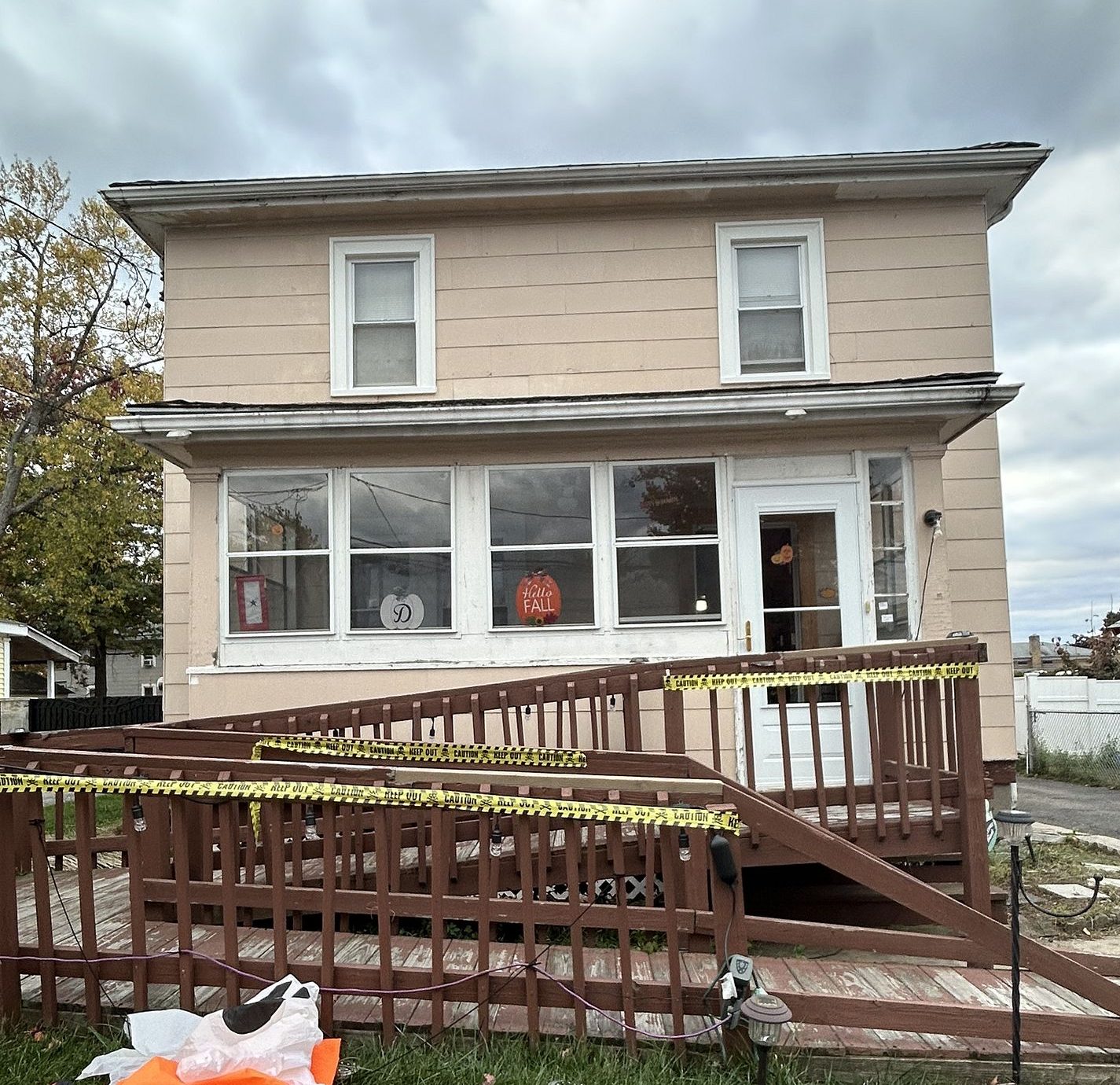 Original siding on Claremont Street East Hartford CT before Nu-Face replacement